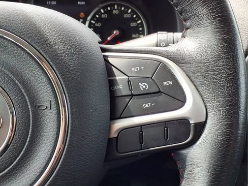 Used 2016 Jeep Renegade Trailhawk AWD/4WD image 20