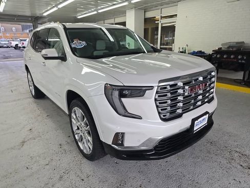 Certified 2024 GMC Acadia Denali w/ Super Cruise Package image 7