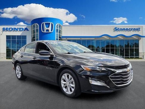 Used 2024 Chevrolet Malibu LT FWD image 1