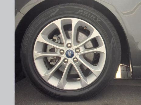 Used 2020 Ford Fusion SE FWD image 6
