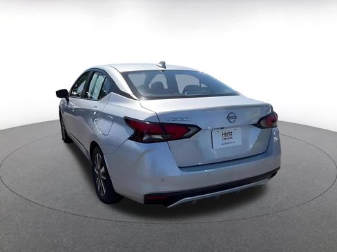 Used 2025 Nissan Versa SV FWD image 11