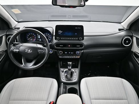Certified 2023 Hyundai Kona SEL w/ Convenience Package AWD/4WD image 12