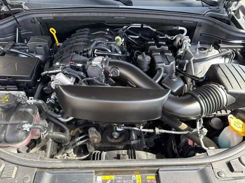 Used 2025 Dodge Durango GT AWD/4WD image 22
