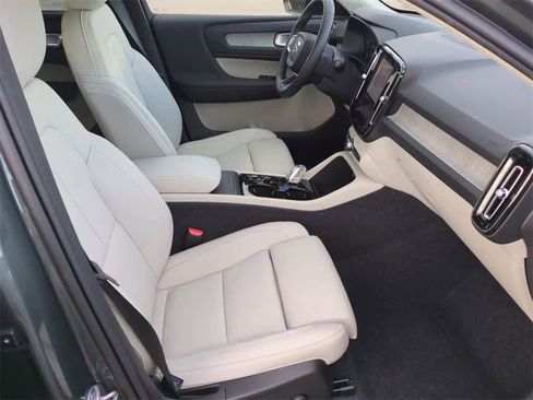 New 2026 Volvo XC40 B5 Plus w/ Protection Package Premier image 14