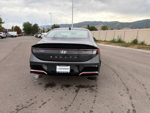 Used 2025 Hyundai Sonata SEL FWD image 6
