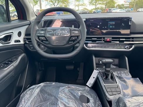 New 2026 Kia Sportage SX AWD/4WD image 11