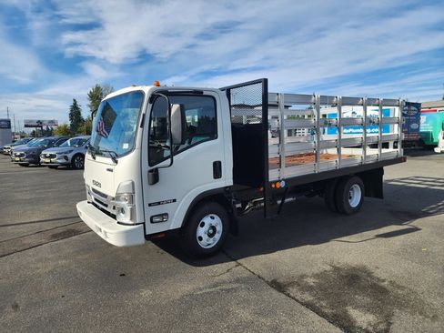 New 2024 Isuzu NPR image 6