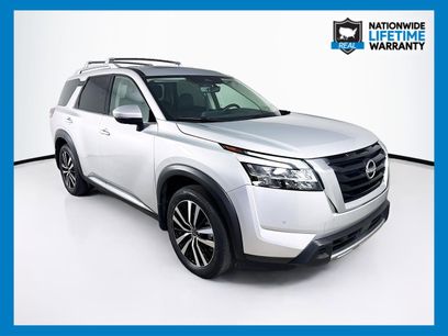 Used 2024 Nissan Pathfinder Platinum w/ Cargo Package