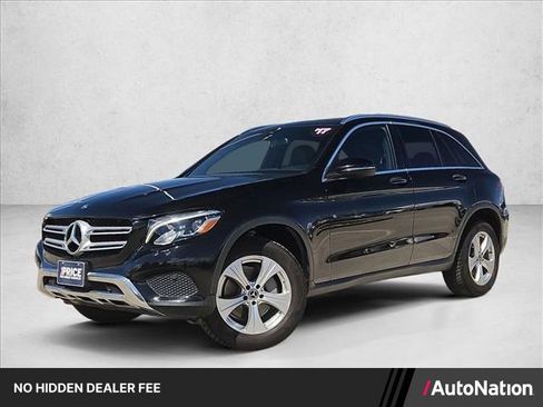 Used 2017 Mercedes-Benz GLC 300 4MATIC image 1