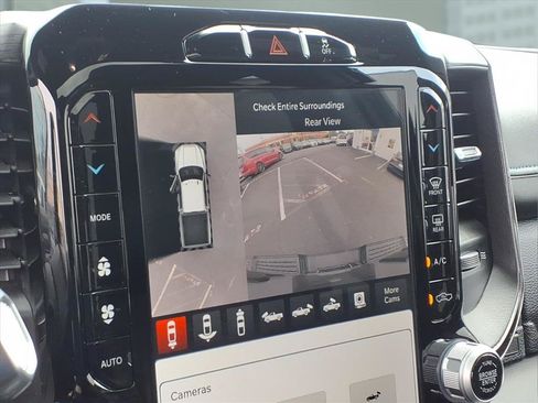 Used 2024 RAM 2500 Rebel w/ Towing Technology Group AWD/4WD image 4