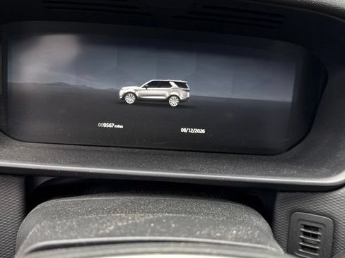 Used 2025 Land Rover Discovery Dynamic SE AWD/4WD image 5