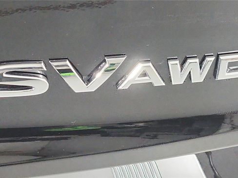 Used 2023 Nissan Rogue SV AWD/4WD image 16
