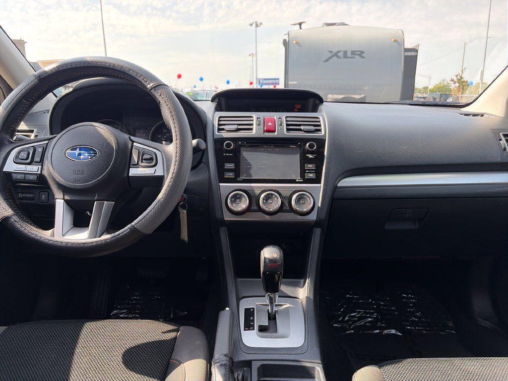 Used 2017 Subaru Crosstrek 2.0i Premium AWD/4WD image 17