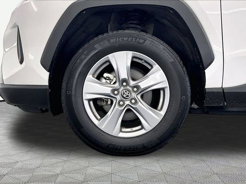 Used 2023 Toyota RAV4 LE AWD/4WD image 9