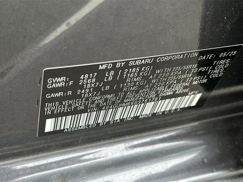 Certified 2025 Subaru Crosstrek 2.5i Limited w/ Popular Package #4A image 32