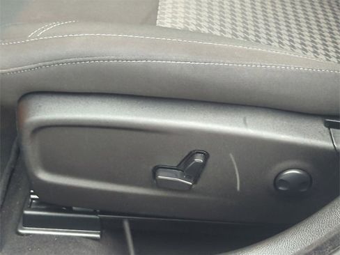 Certified 2023 Dodge Charger SXT image 19