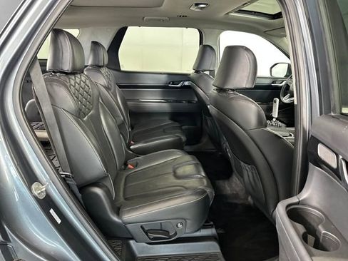 Used 2021 Hyundai Palisade Limited image 33