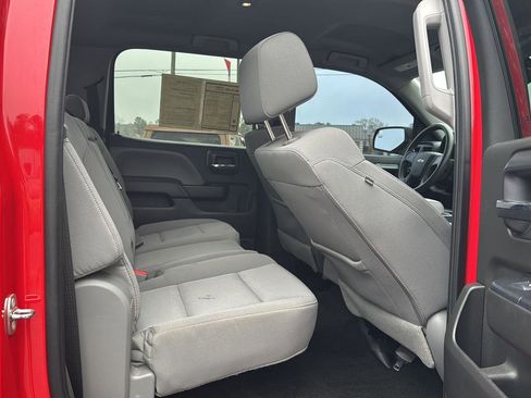 Used 2018 Chevrolet Silverado 1500 Custom w/ Custom Value Package image 11