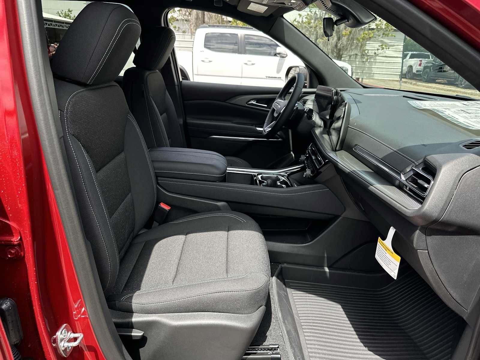 New 2026 Chevrolet Traverse LT w/ LPO, Floor Liner Package FWD image 19