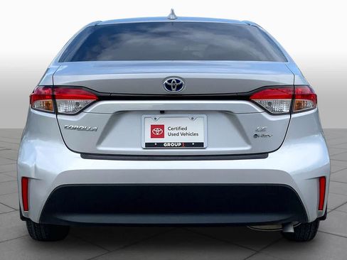 Used 2025 Toyota Corolla LE FWD image 5