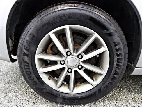 Used 2016 Dodge Grand Caravan SE FWD image 18