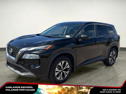 Used 2023 Nissan Rogue SV FWD image 2