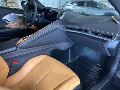 Used 2024 Chevrolet Corvette 2DR STINGRAY CPE W/2LT w/ Z51 Performance Package image 27