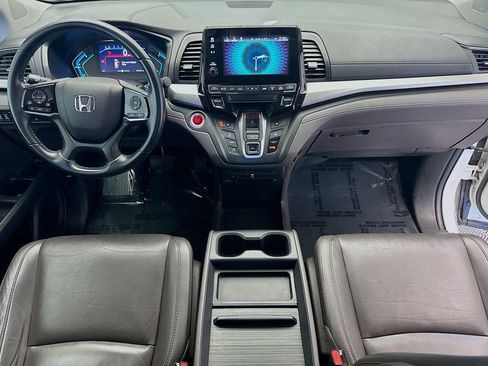 Used 2018 Honda Odyssey Touring image 15