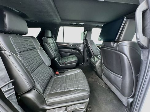 Used 2023 Cadillac Escalade Sport Platinum w/ LPO, ONYX Package AWD/4WD image 20