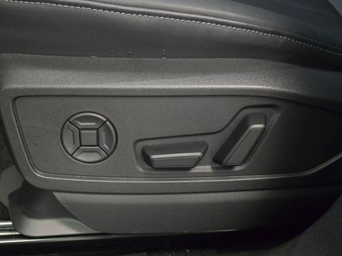 New 2025 Audi Q5 Premium image 24