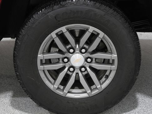 Certified 2023 Chevrolet Colorado LT w/ LT Convenience Package II image 21