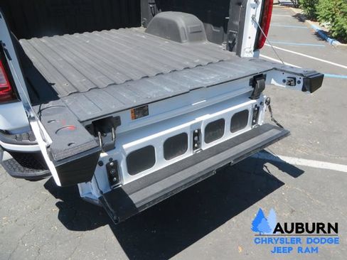 Used 2025 GMC Sierra 1500 AT4 AWD/4WD image 12