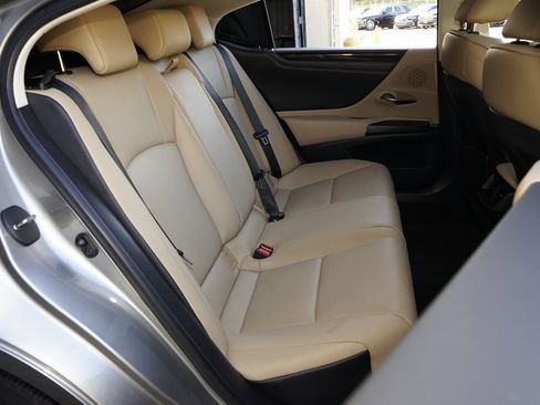 Used 2021 Lexus ES 350 w/ Premium Package image 20