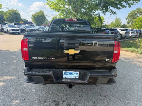 Used 2017 Chevrolet Colorado LT w/ LT Convenience Package AWD/4WD image 4