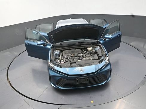 Certified 2025 Toyota Camry LE FWD image 39