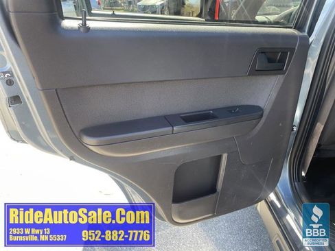 Used 2011 Ford Escape XLT w/ 202A Rapid Spec Order Code FWD image 11