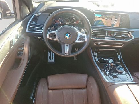 Used 2020 BMW X5 xDrive40i w/ M Sport Package image 12