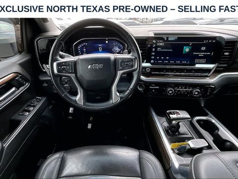 Used 2022 Chevrolet Silverado 1500 LT Trail Boss w/ Convenience Package II AWD/4WD image 8