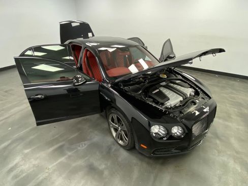 Used 2018 Bentley Flying Spur S W12 image 55