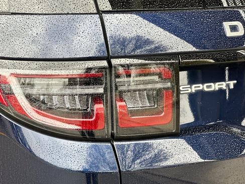 Used 2021 Land Rover Discovery Sport SE image 12