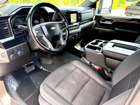 Used 2024 Chevrolet Silverado 2500 LT image 14
