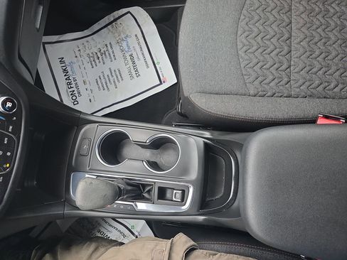 Used 2023 Chevrolet Equinox LT FWD image 25