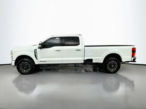 Used 2024 Ford F350 Platinum AWD/4WD image 4
