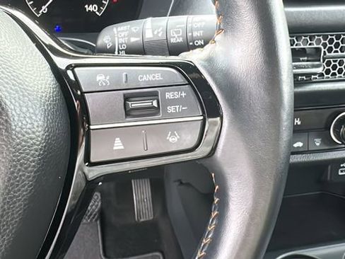 Used 2025 Honda HR-V Sport image 12
