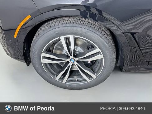 New 2026 BMW X7 xDrive40i w/ M Sport Package image 32