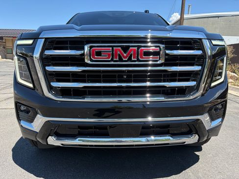 Used 2026 GMC Yukon Elevation w/ Elevation Premium Package AWD/4WD image 14