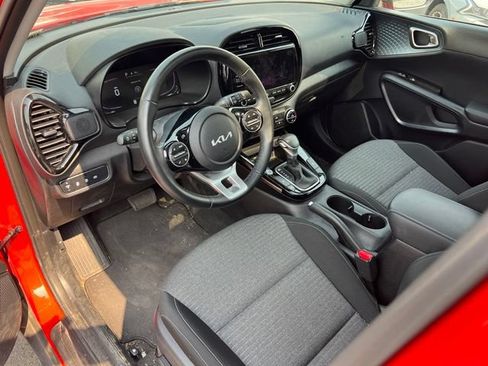 Certified 2023 Kia Soul EX FWD image 15