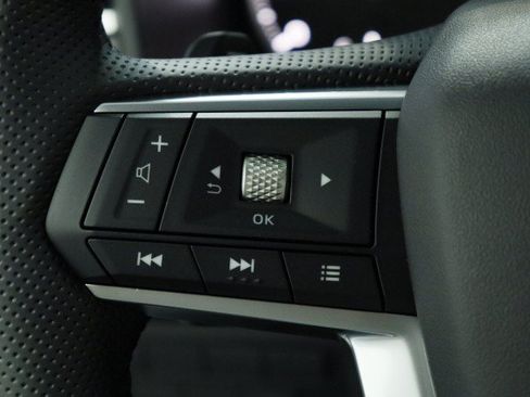 New 2026 Mitsubishi Outlander LE FWD image 9
