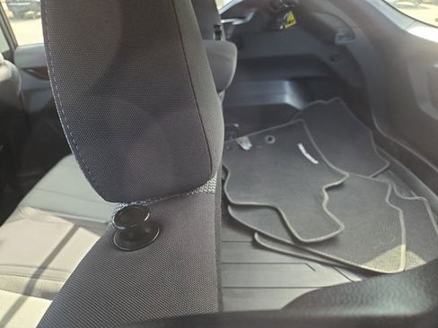 Used 2024 Subaru Crosstrek 2.0i Premium image 11