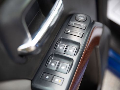 Used 2014 GMC Sierra 1500 SLE w/ SLE Value Package image 16